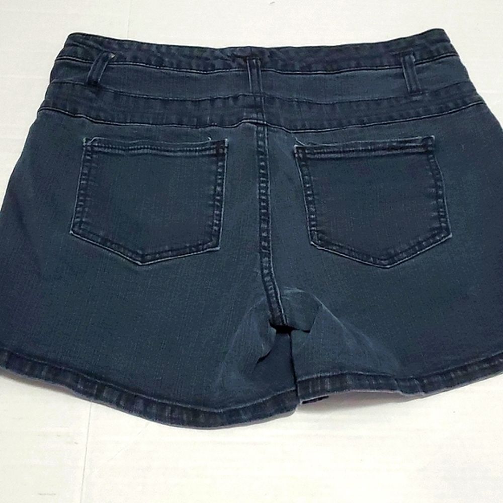 Xhilaration Black Washed High Rise Three Button Jean Shorts 12 - Picture 4 of 8